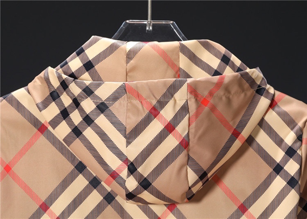 ブランドジャケット側面デザイン